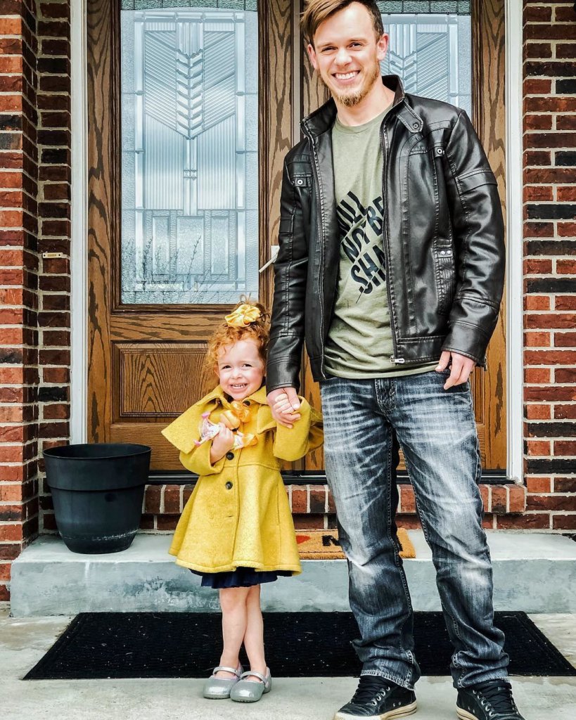 Father and daughter smiling on front porch prior to going out on a date together - Becoming A Dad - The Pause Pursuit